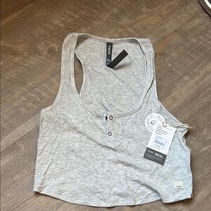 Vuori Cove Crop tank Light Heather grey - NWT